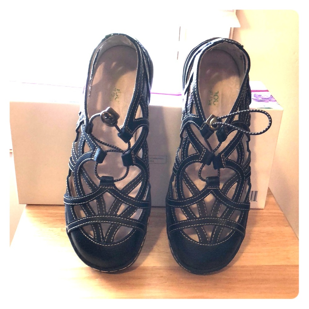 Jambu shoes